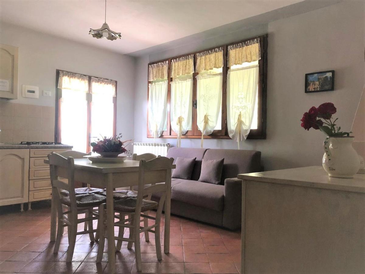 Borgo Romena Hotel Pratovecchio Bagian luar foto