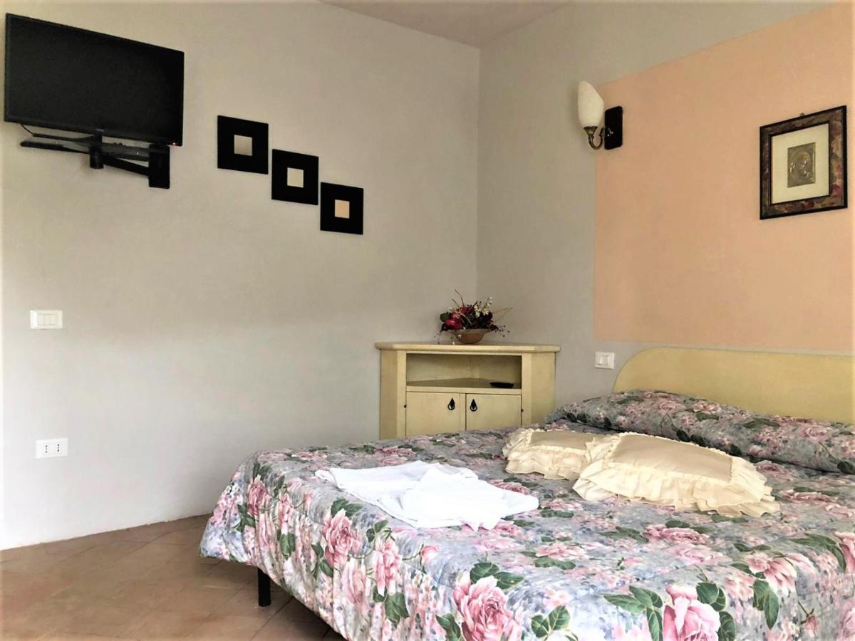 Borgo Romena Hotel Pratovecchio Bagian luar foto