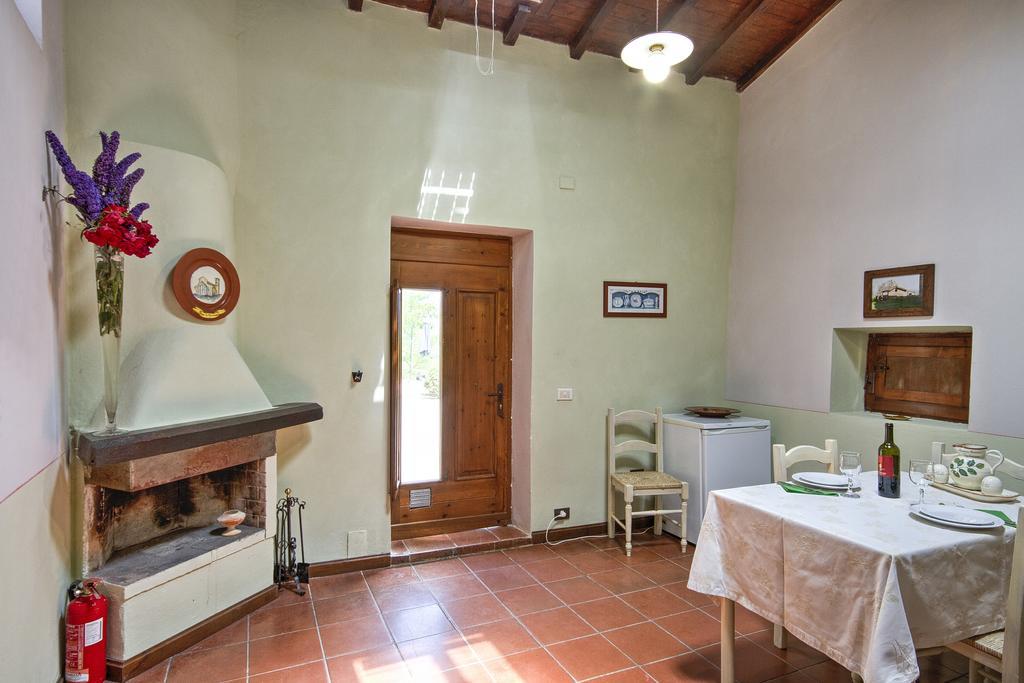 Borgo Romena Hotel Pratovecchio Bagian luar foto