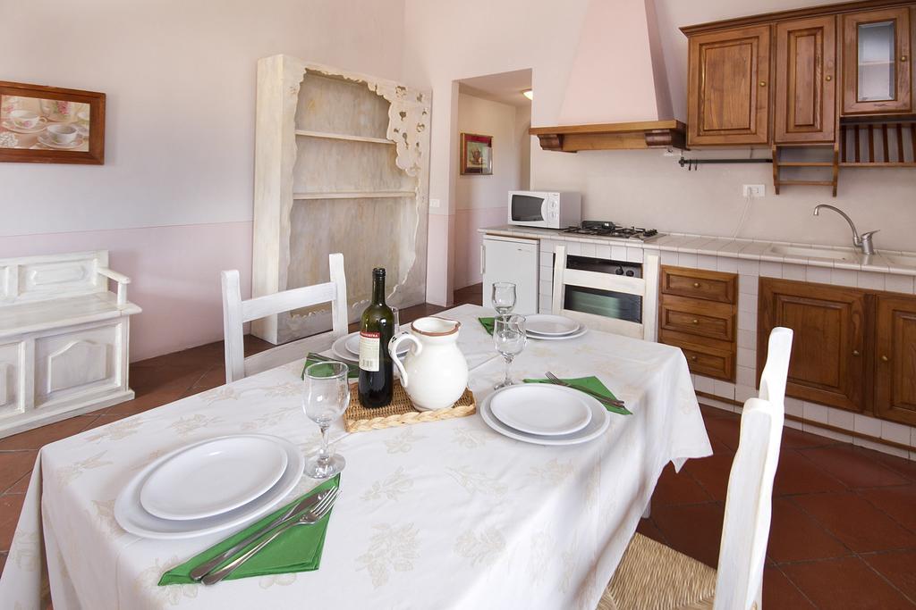 Borgo Romena Hotel Pratovecchio Ruang foto